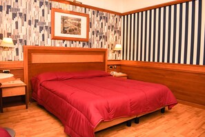 Habitación doble | Escritorio y wifi gratis