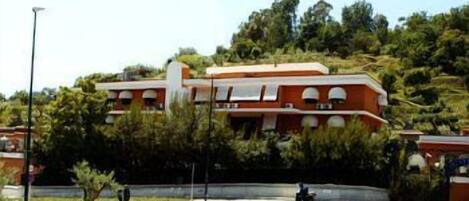 Façade de lâhĂ©bergement