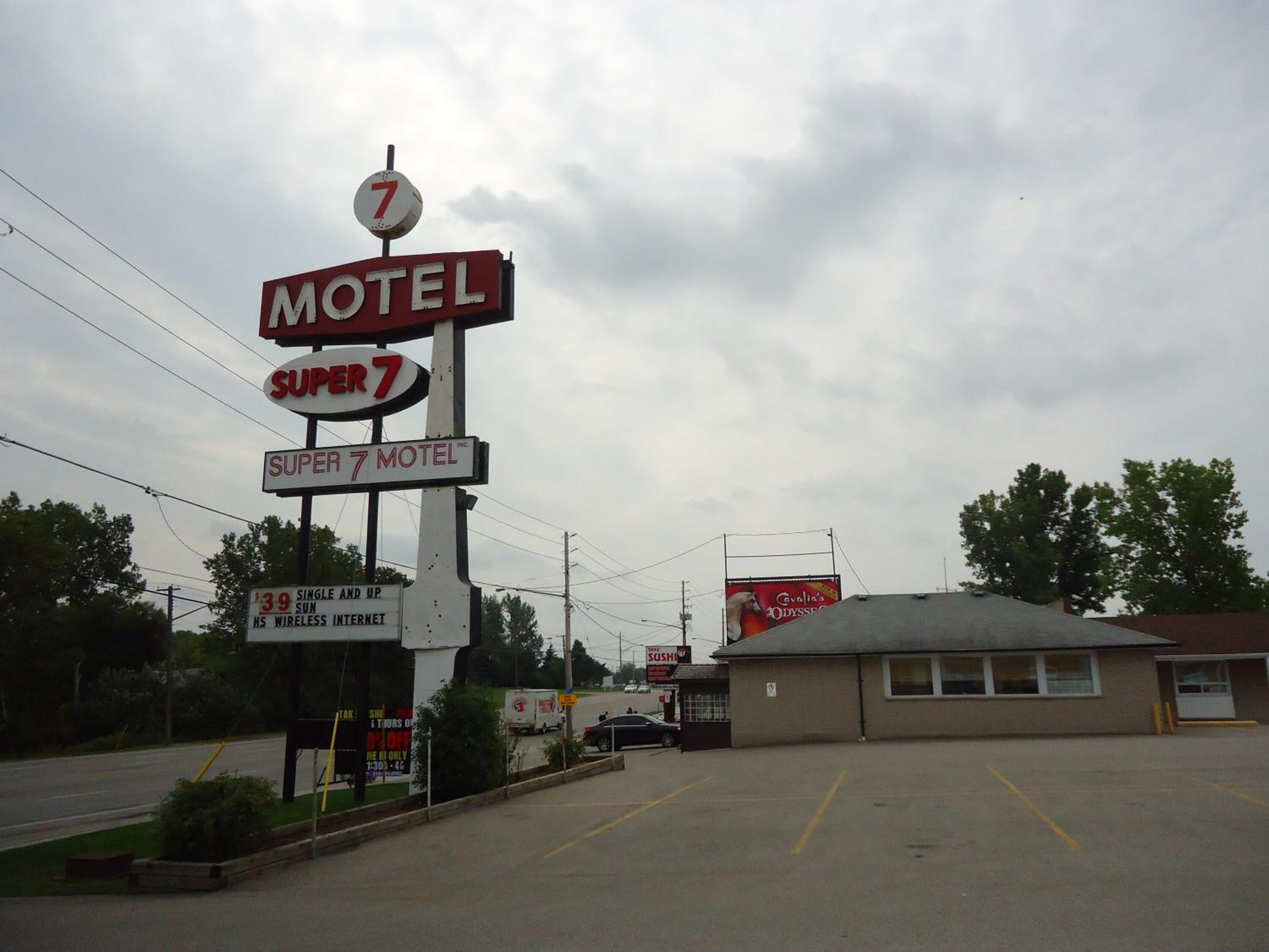 Foto - Super 7 Motel London