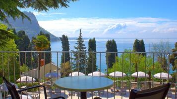 Habitació estàndard, balcó, vistes al llac | Vista des de l'habitació