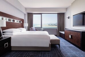 Ropa de cama de alta calidad, minibar, caja fuerte y escritorio