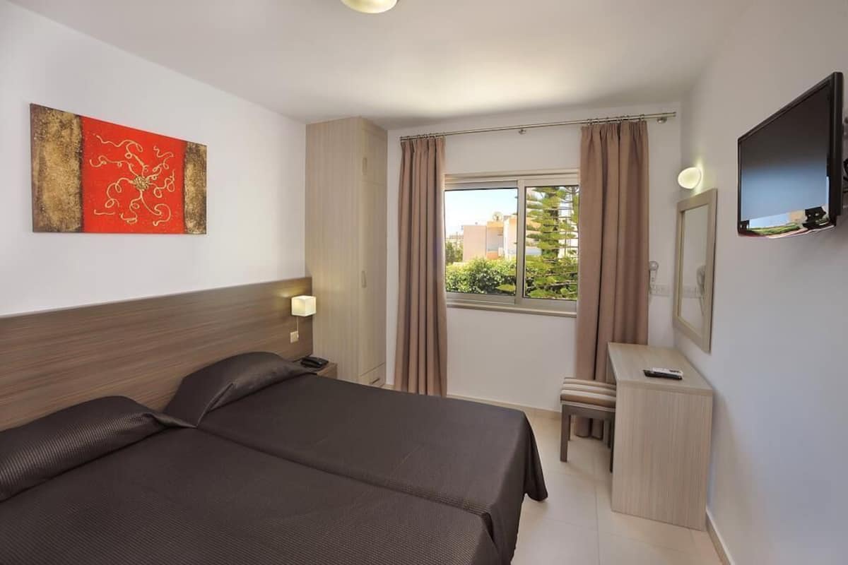 In-room safe, desk, free cots/infant beds, rollaway beds