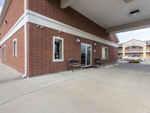 مدخل المنشأة