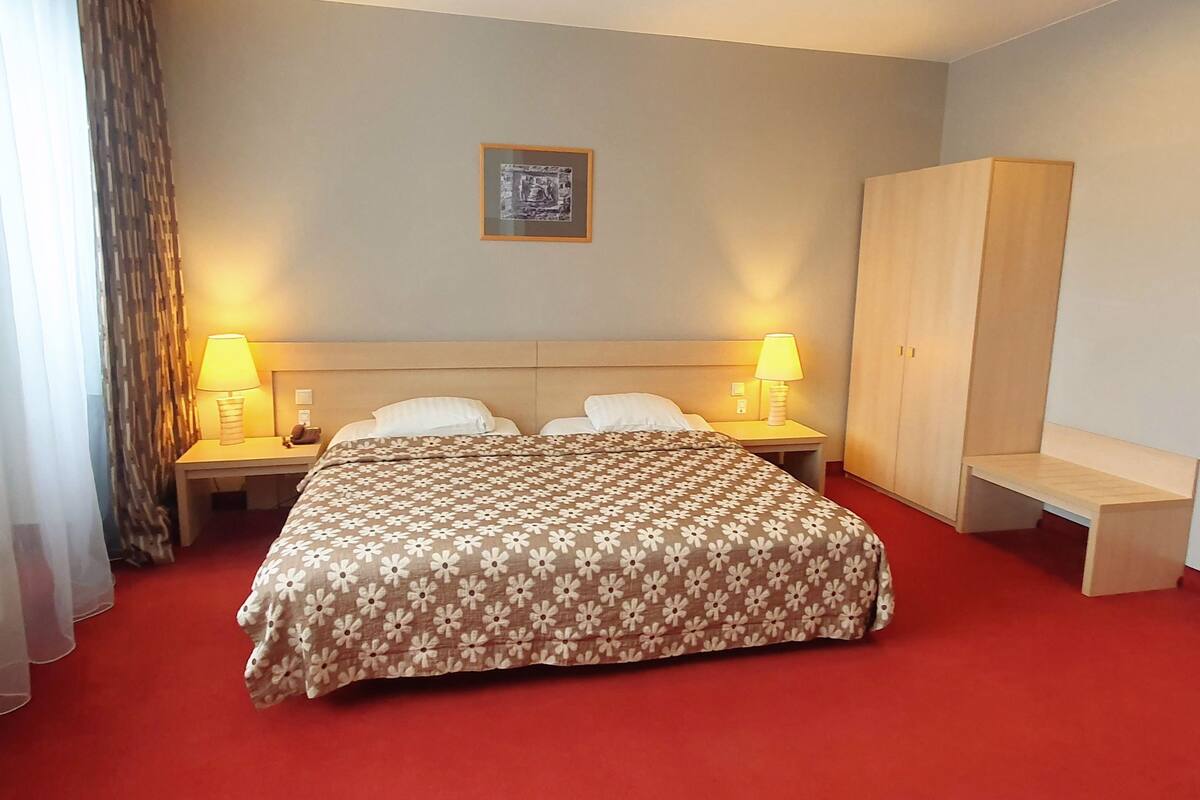 In-room safe, desk, iron/ironing board, free cots/infant beds