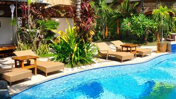 Outdoor pool, sun loungers