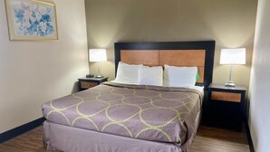 Habitación individual estándar, 1 cama de matrimonio grande | Escritorio, wifi, ropa de cama