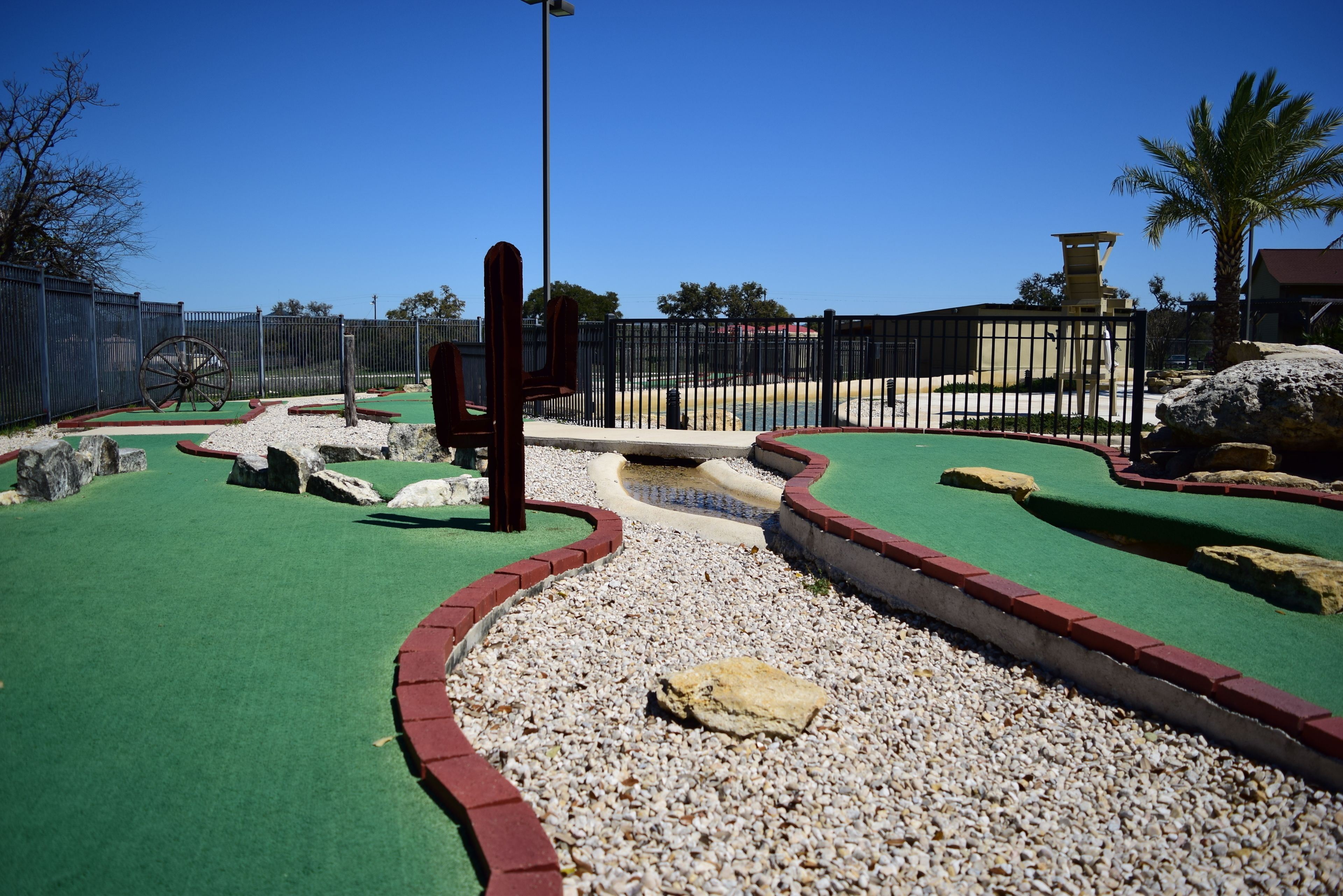 mini-golf