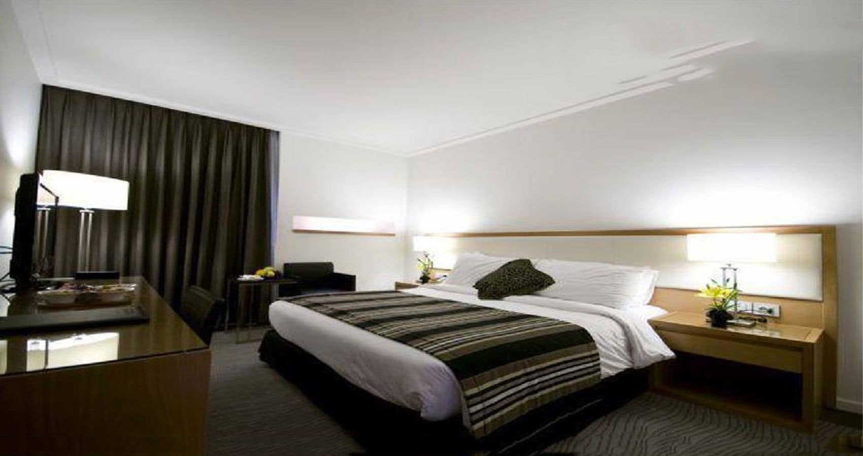 egyptian cotton sheets, down duvets, in-room safe, desk