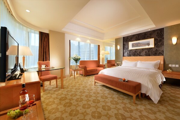 Deluxe Grand View Room