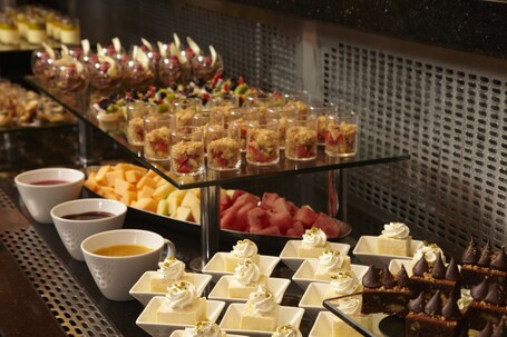 Cristal Hotel Abu Dhabi - Image 35