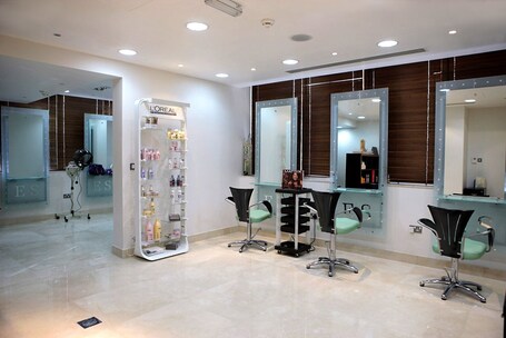 Cristal Hotel Abu Dhabi - Image 11