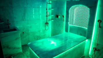 Sauna, steam room, body treatments, aromatherapy, hot stone massages