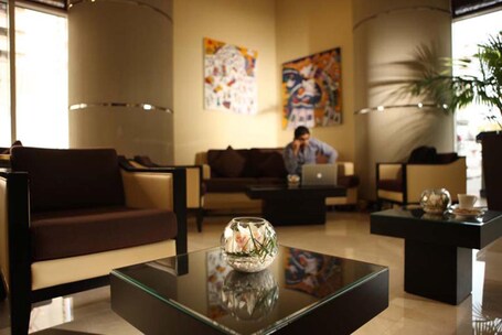 Cristal Hotel Abu Dhabi - Image 20