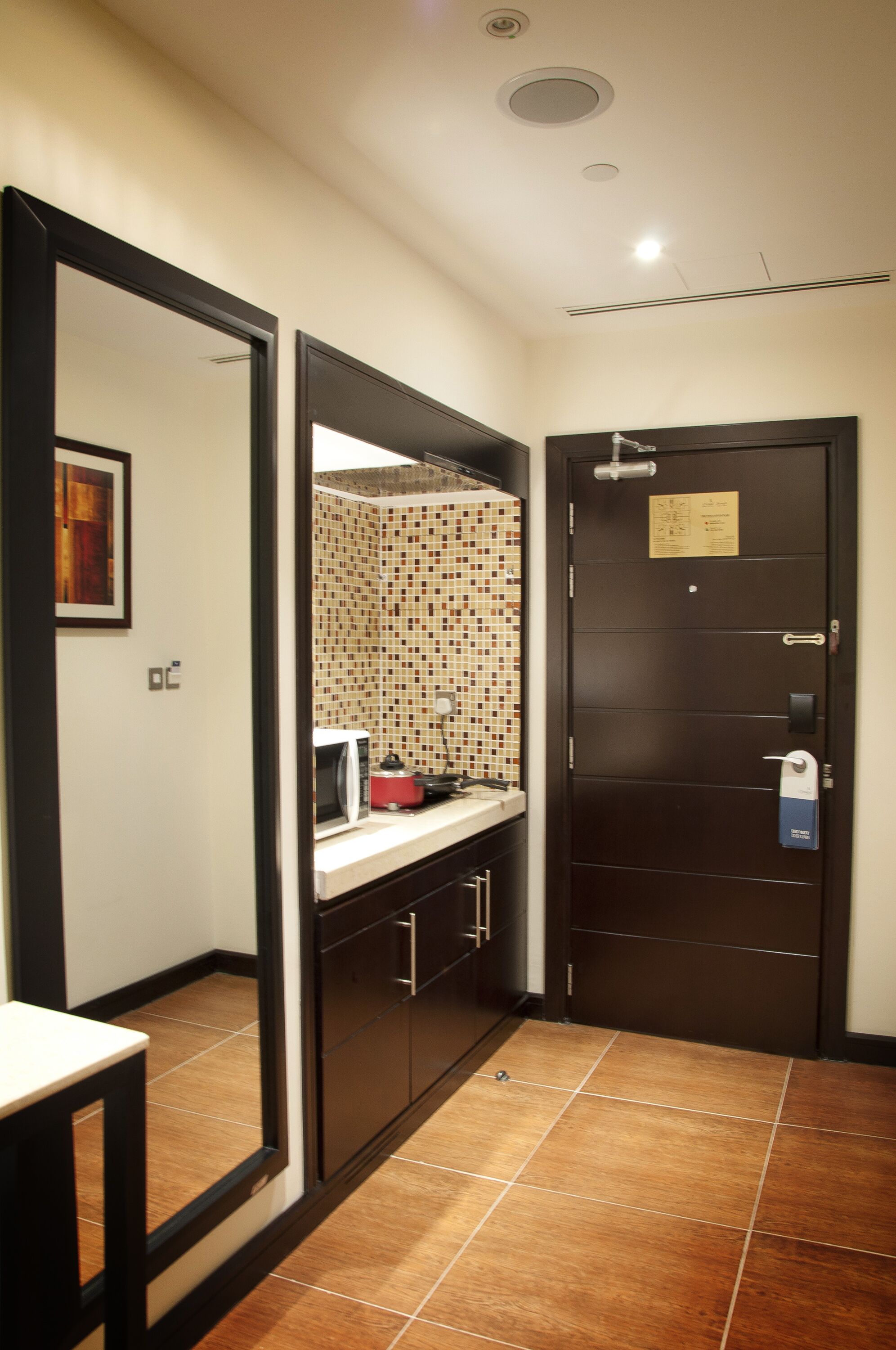 quartz studio | premium bedding, minibar, in-room safe, desk