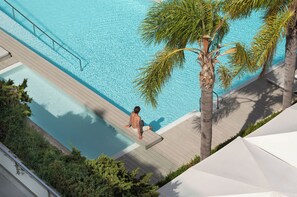 Indoor pool, outdoor pool - SHA Spain (L'Alfas del Pi)