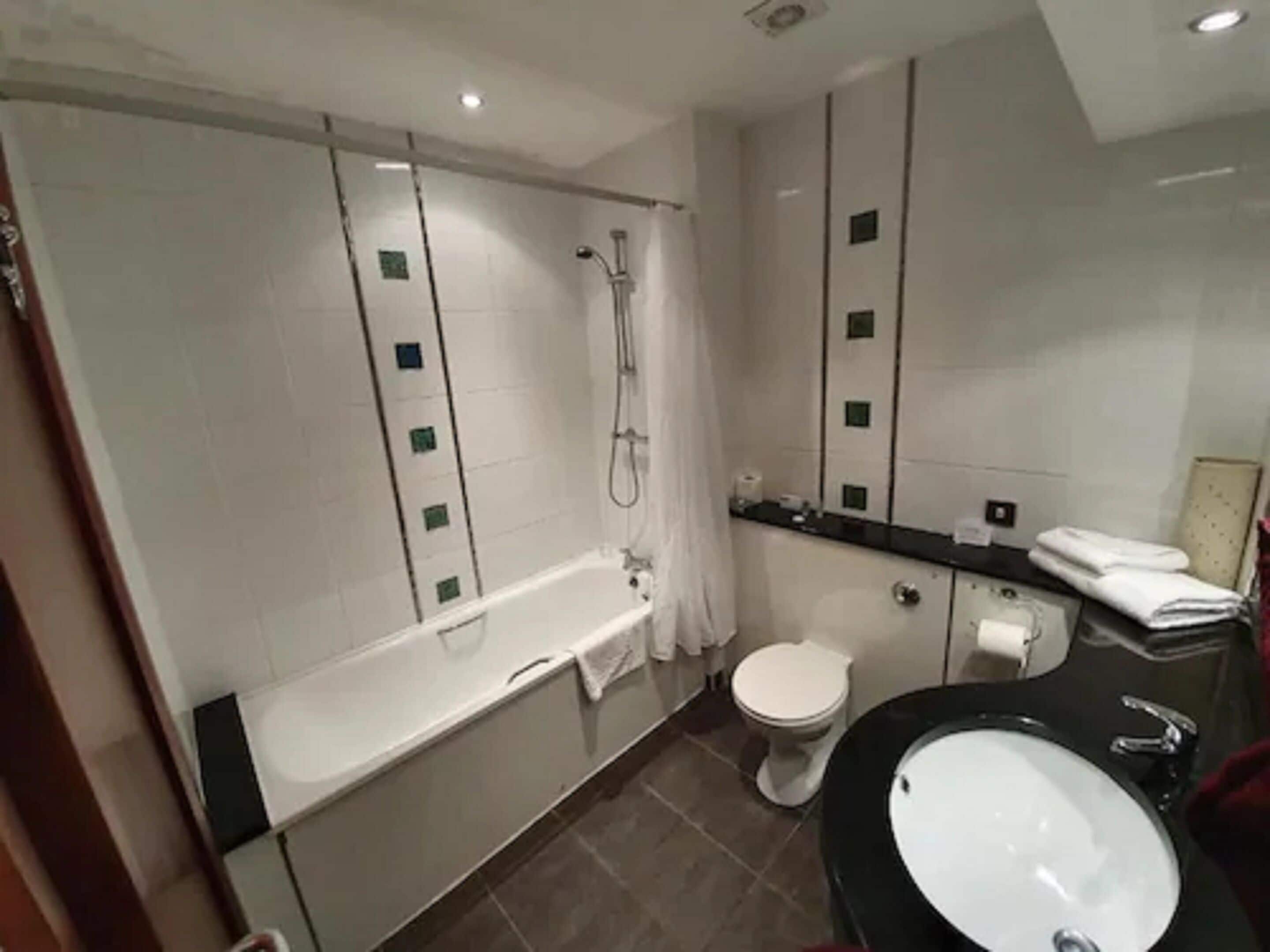 in-room safe, desk, iron/ironing board, free wifi