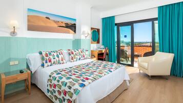 Minibar, in-room safe, desk, soundproofing