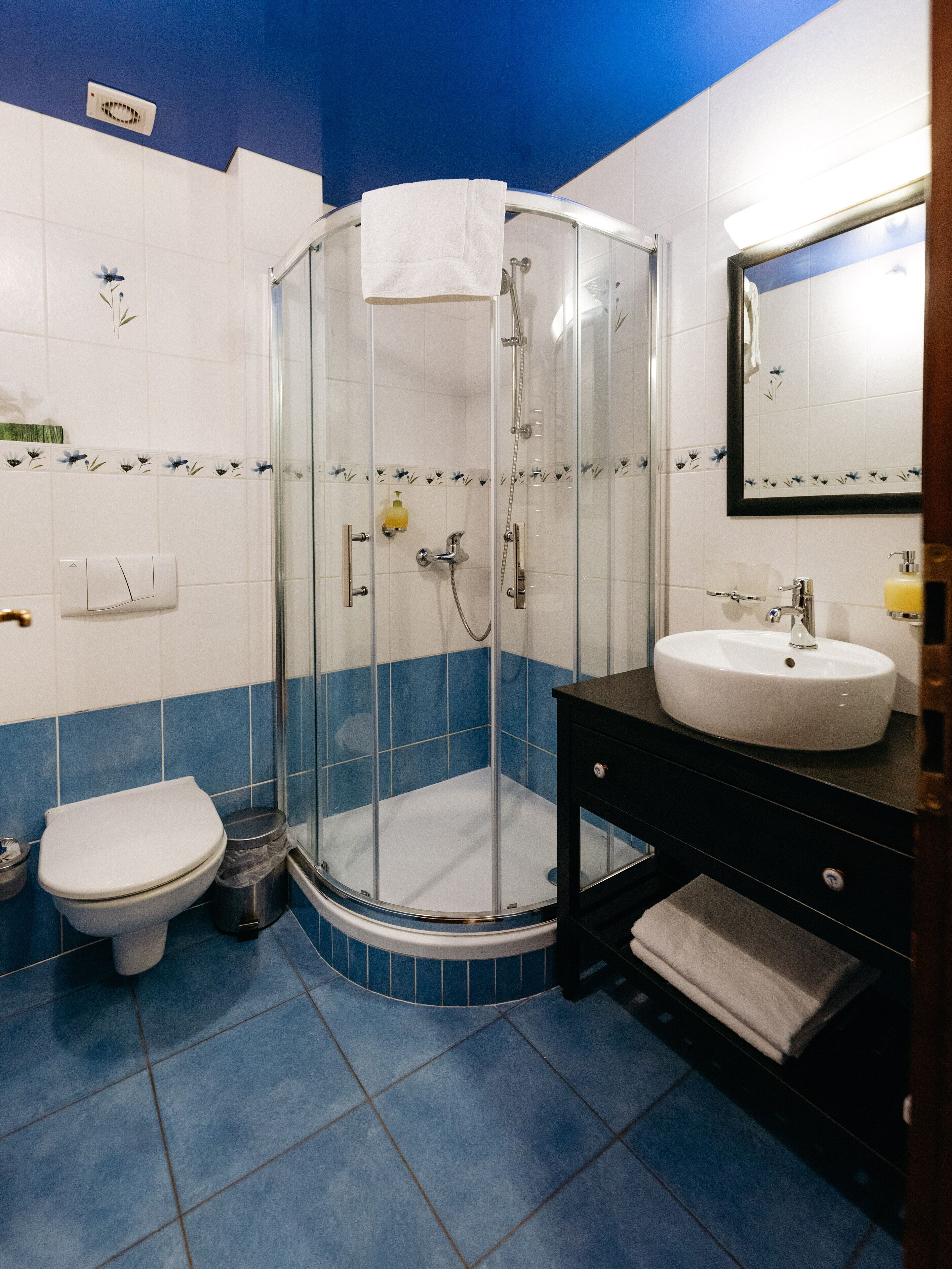 double room | bathroom | separate bathtub and shower, hair dryer, towels