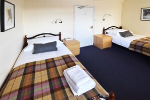 雙床房 | 免費 Wi-Fi