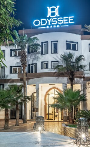 Façade de l’hébergement - soirée/nuit