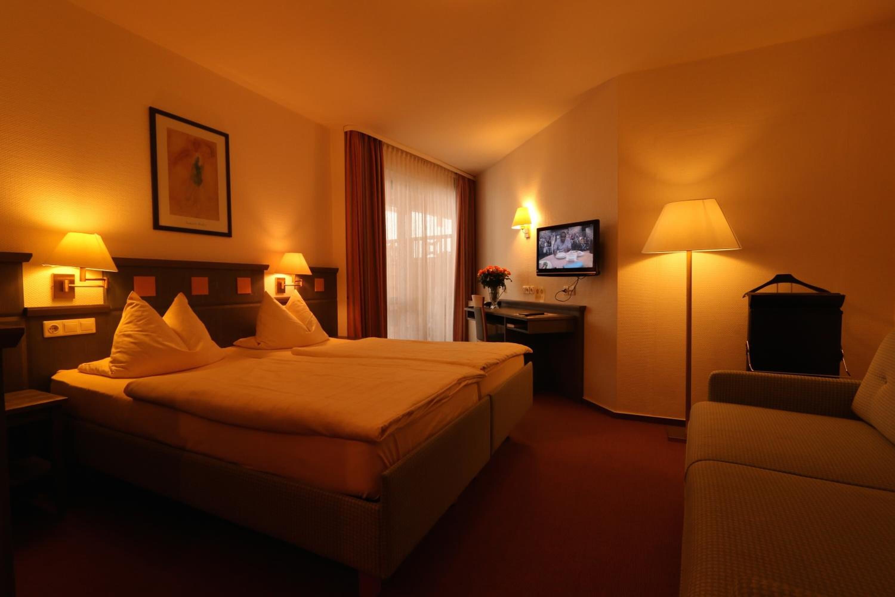 hypo-allergenic bedding, minibar, desk, laptop workspace