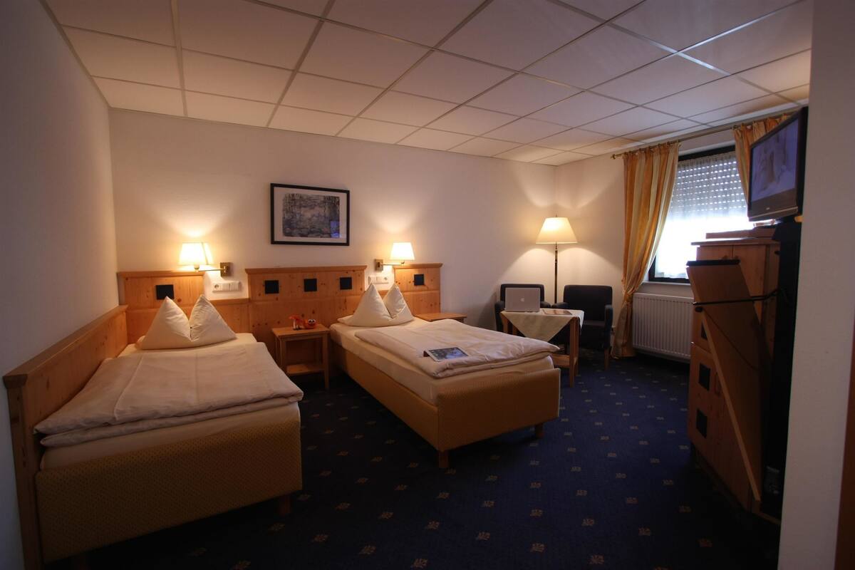 comfort double room | hypo-allergenic bedding, minibar, desk, laptop workspace