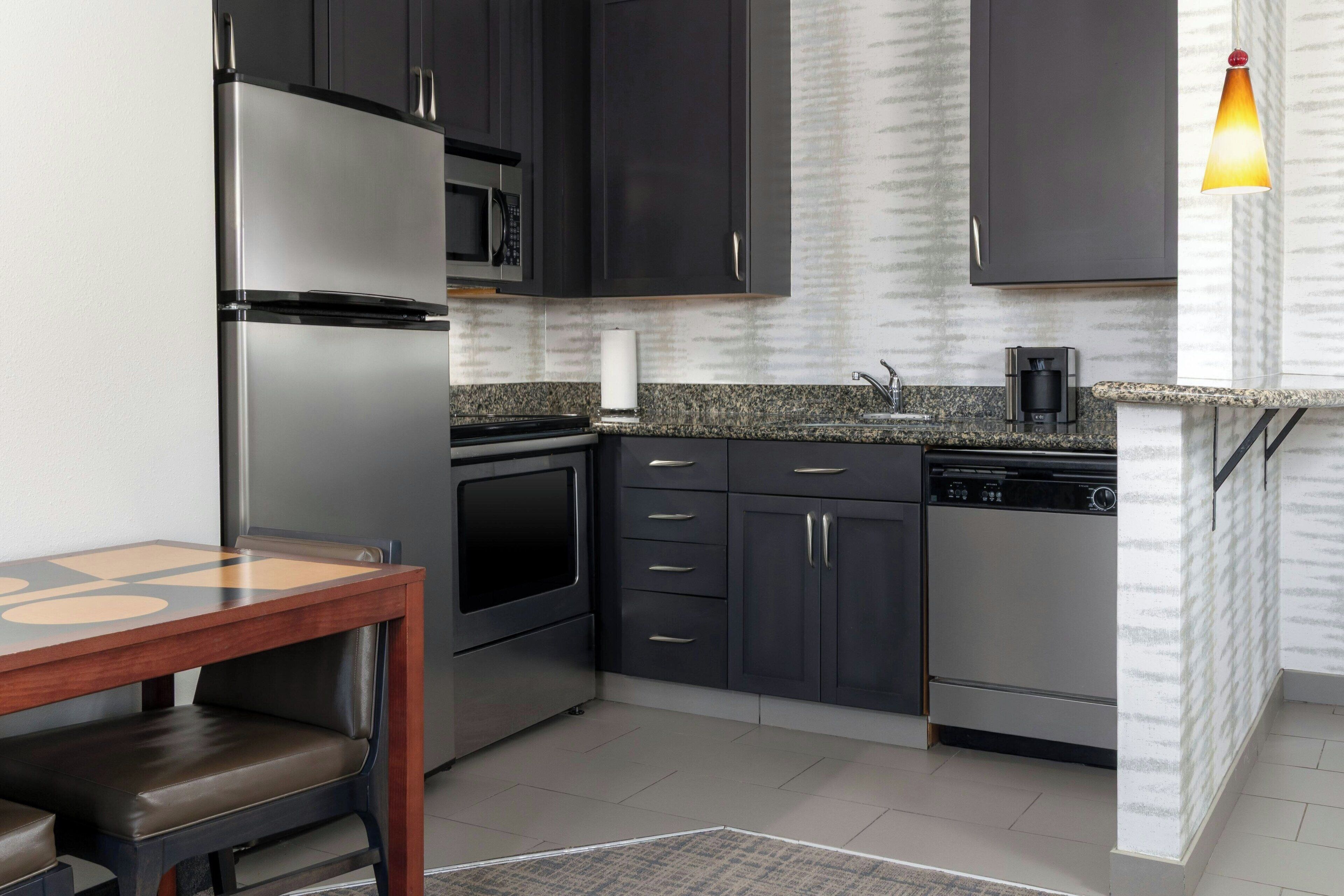 fridge, microwave, stovetop, dishwasher