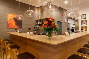 酒吧（店内）