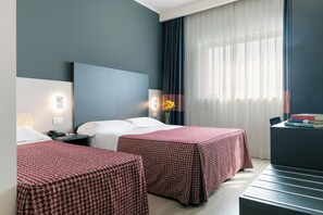Superior Double or Twin Room | 羽绒被、迷你吧、客房内保险箱、办公桌