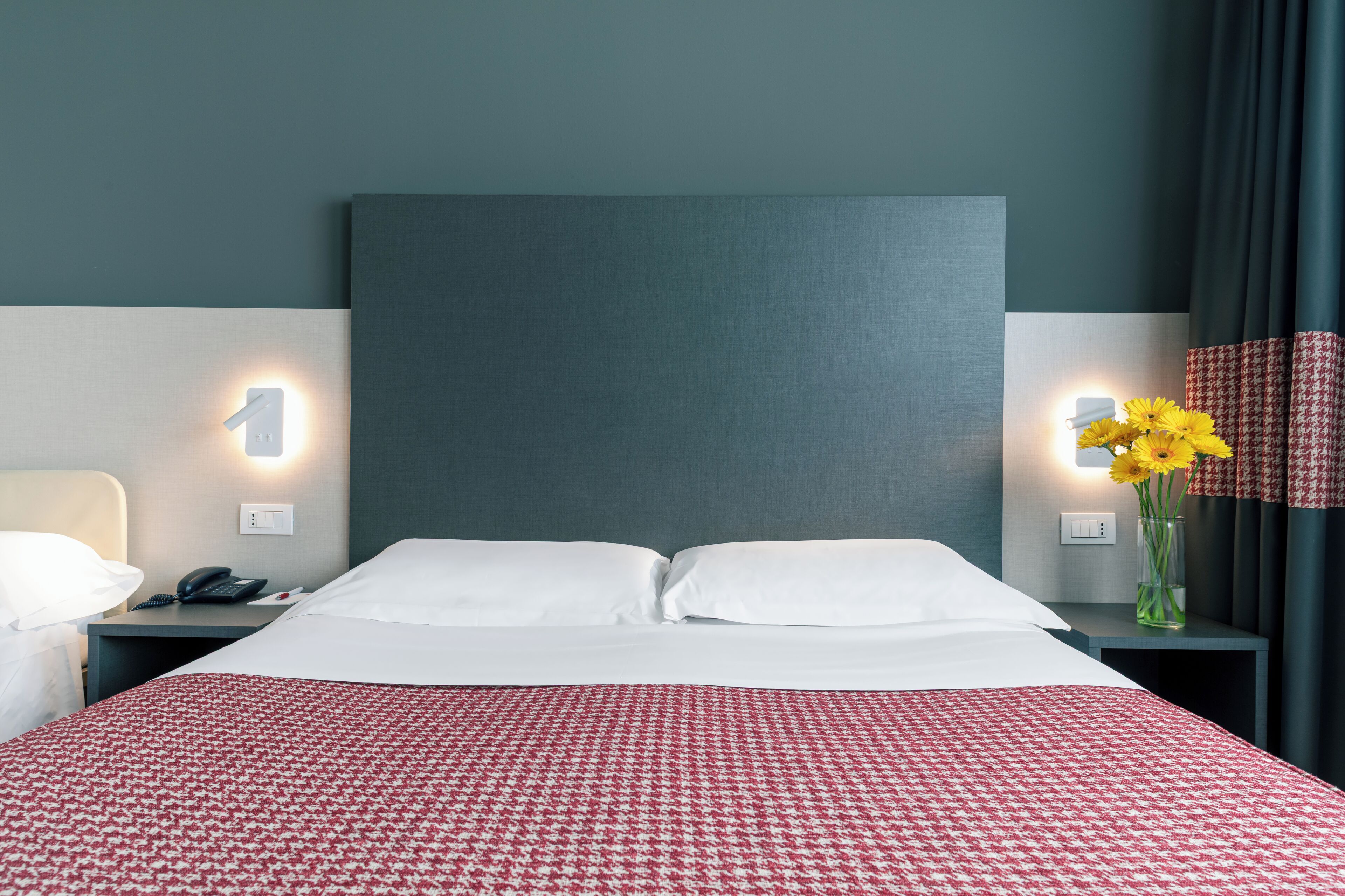 superior double or twin room | down duvets, minibar, in-room safe, desk