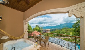 Villa Palacio | Balcón