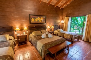 Family Chalet | In-room safe, iron/ironing board, free rollaway beds, free WiFi