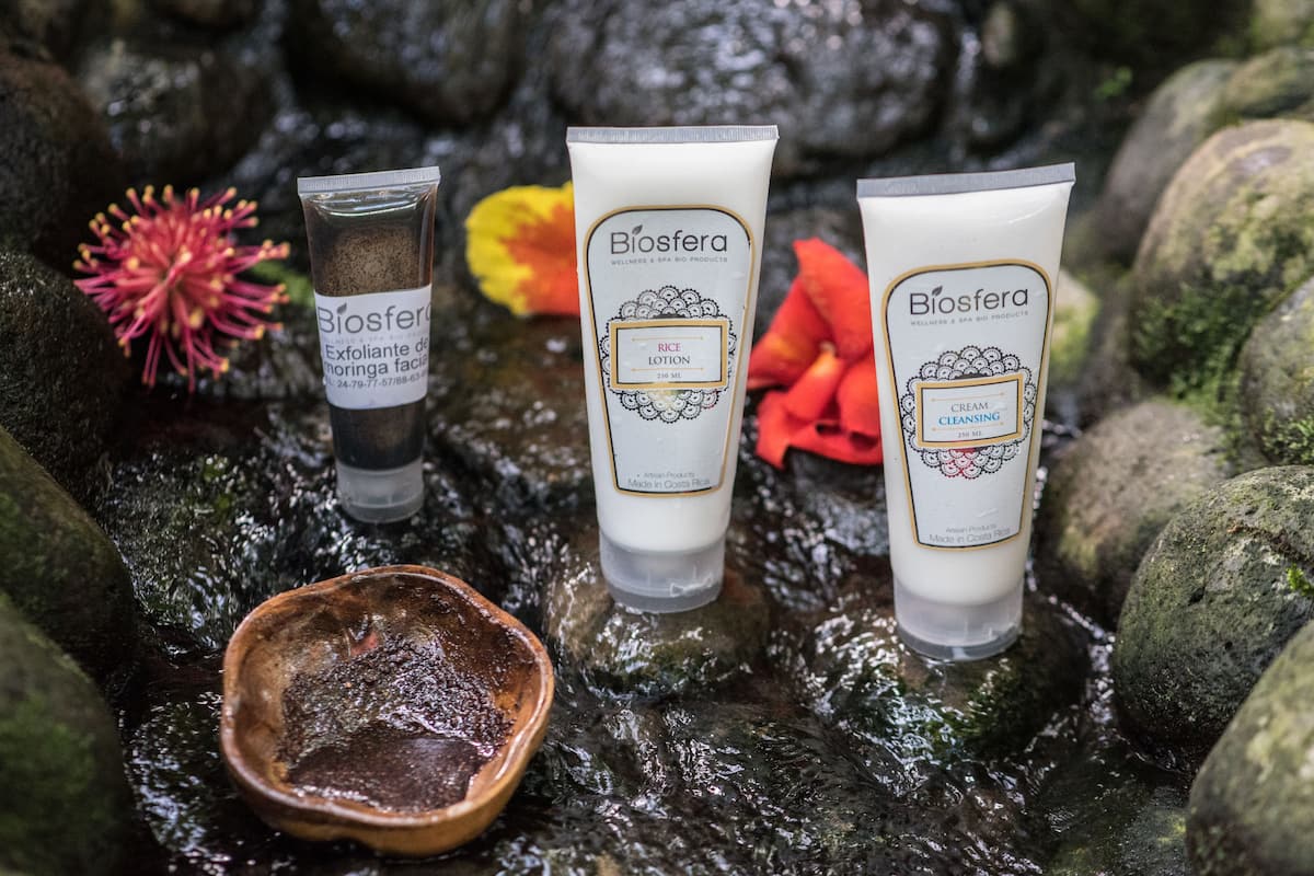 couples treatment room(s), body treatments, hot stone massages