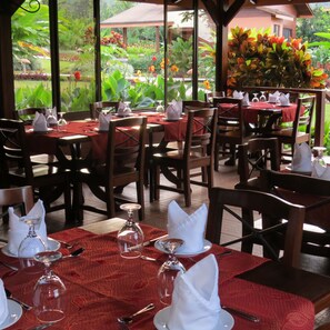 Breakfast, lunch and dinner served  - Hotel El Silencio del Campo (La Fortuna)