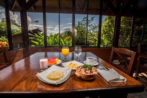 Free daily full breakfast