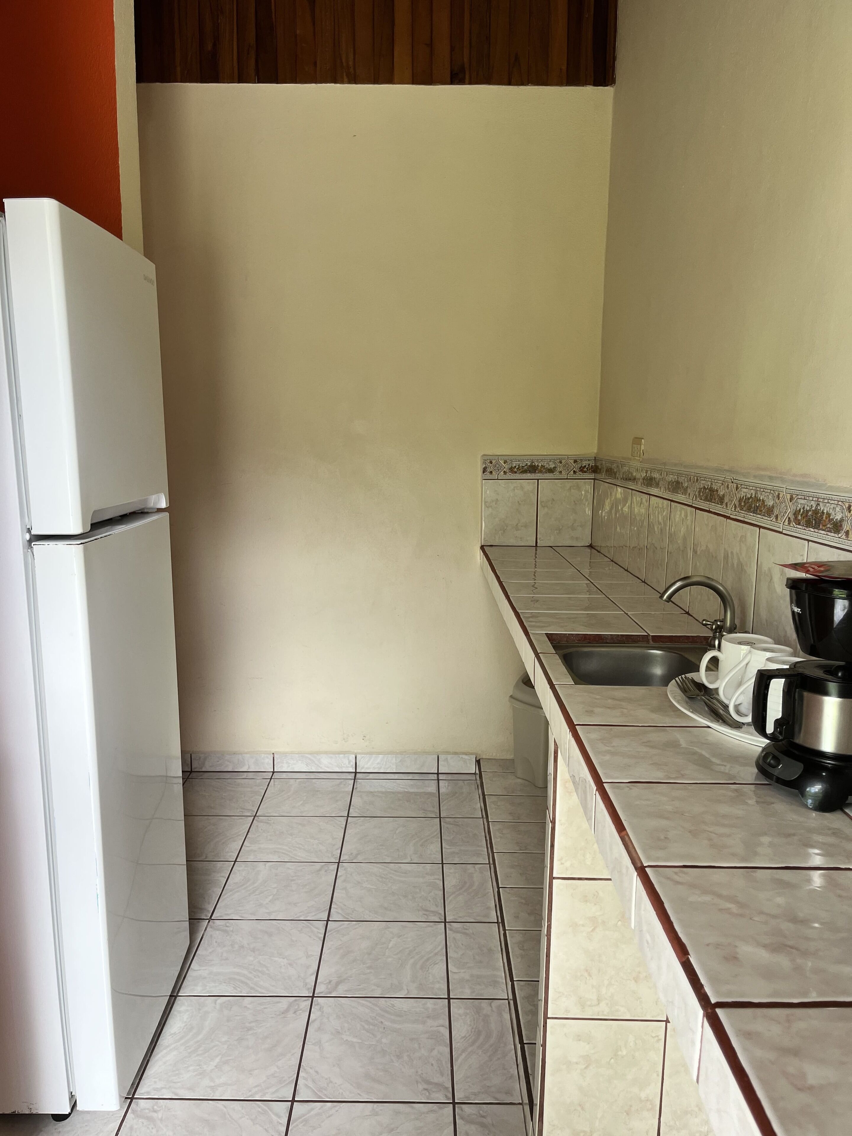 classic triple room | in-room safe, blackout curtains, free wifi, bed sheets