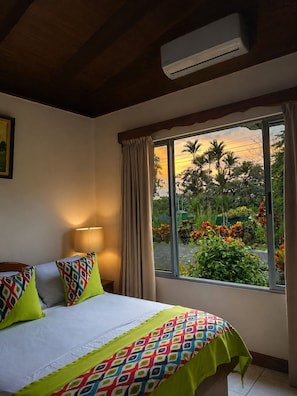 Classic Quadruple Room - Hotel Villas Vilma (La Fortuna)
