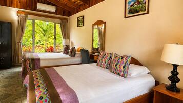 Classic Double Room | In-room safe, blackout drapes, free WiFi, bed sheets