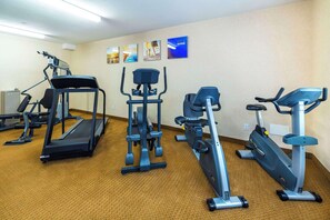 Fitness facility - Comfort Inn And Suites Edson (Edson)