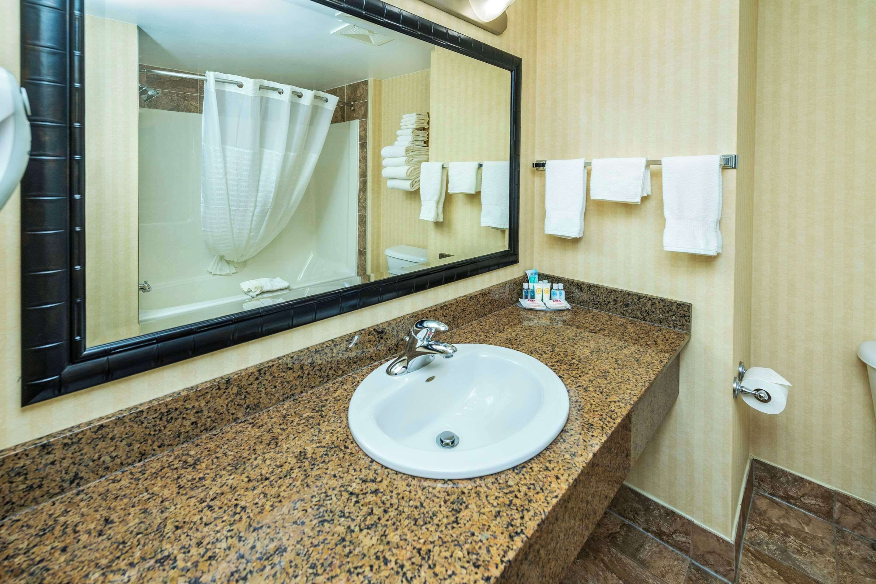 standard room, 2 queen beds, non smoking | iron/ironing board, free cots/infant beds, rollaway beds, wifi