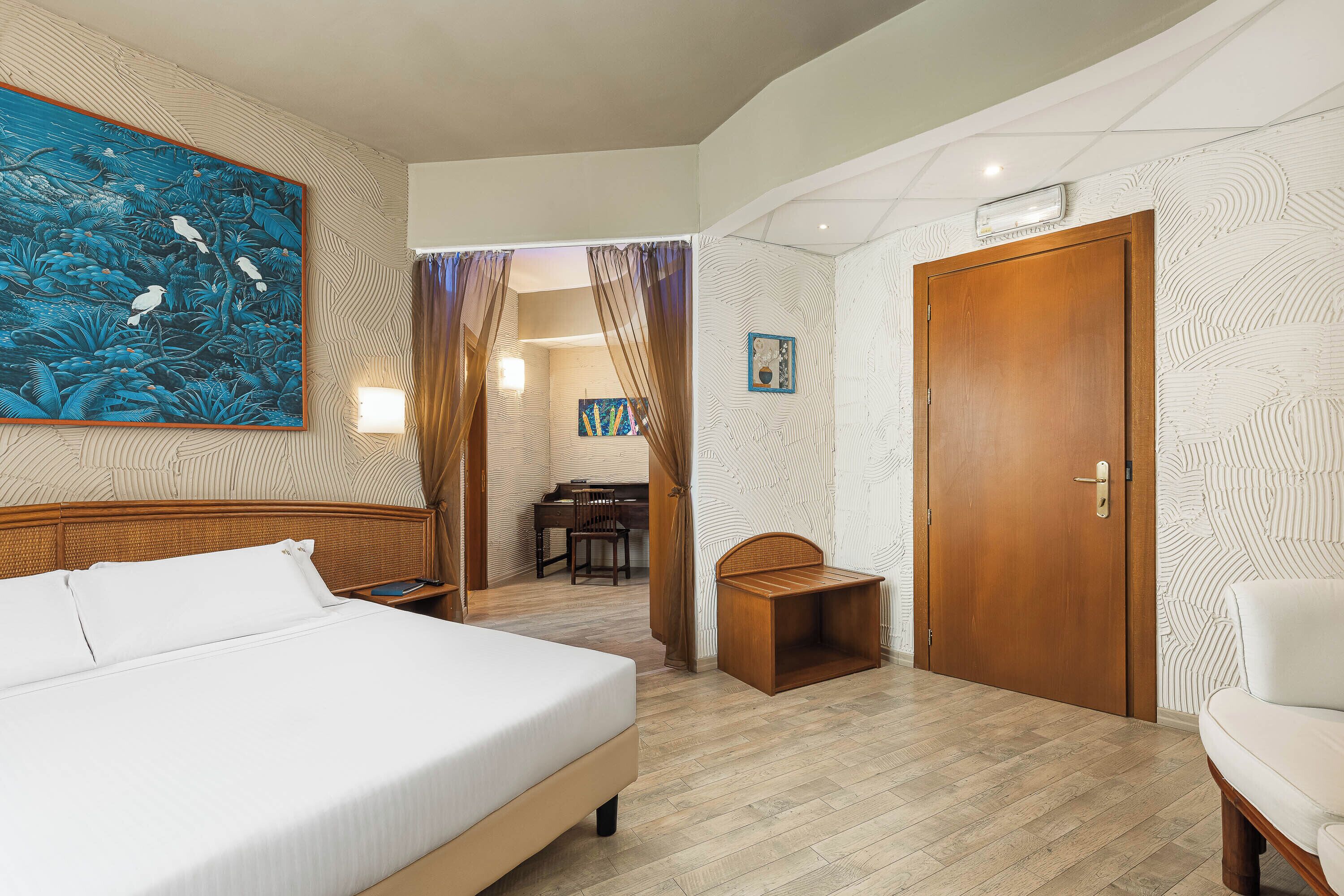 suite | 1 bedroom, premium bedding, down duvets, select comfort beds