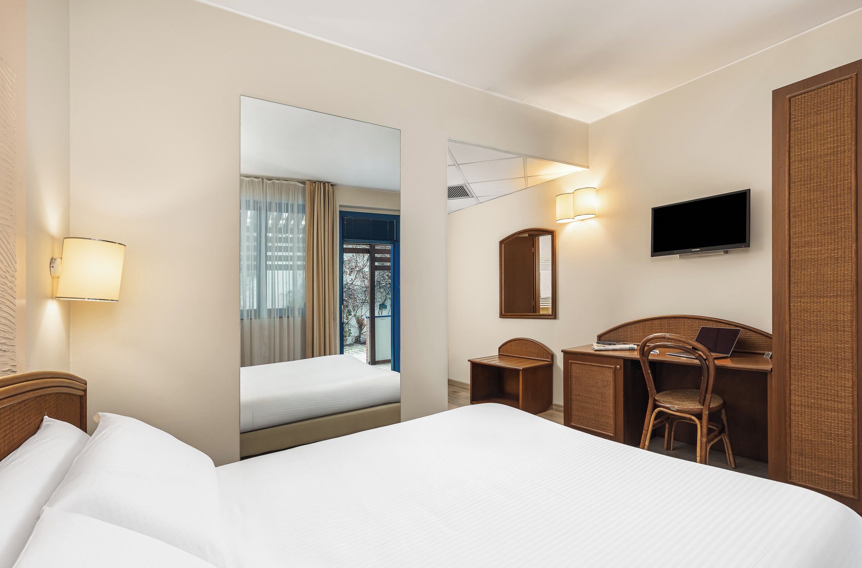 1 bedroom, premium bedding, down duvets, select comfort beds