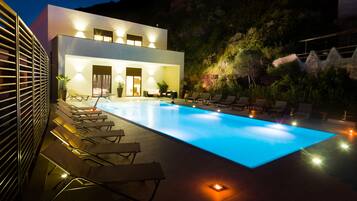 Piscina all'aperto