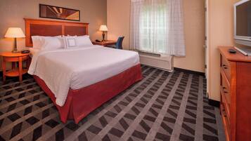 Executive Suite, 1 Double Bed, Non Smoking | In-room safe, iron/ironing board, free cribs/infant beds, free WiFi