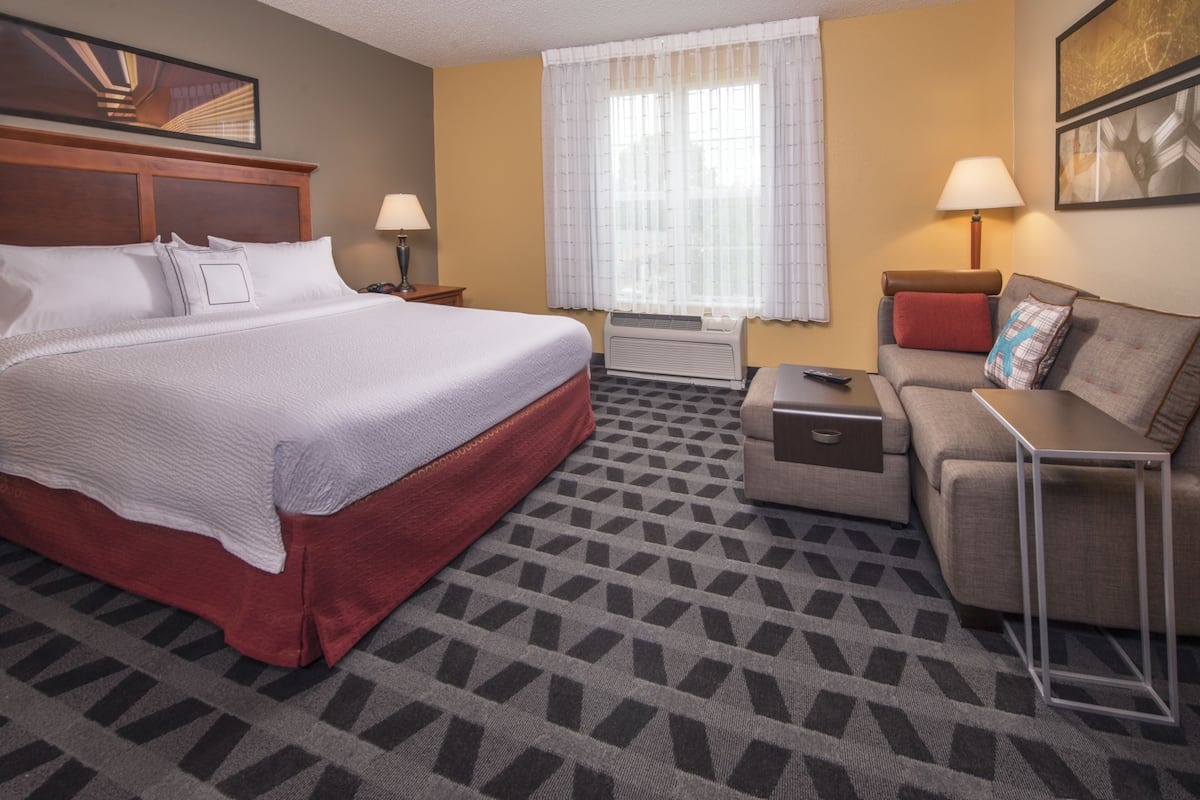 In-room safe, iron/ironing board, free cribs/infant beds, free WiFi