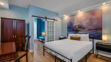Suite, Multiple Beds, Non Smoking | Hypo-allergenic bedding, down duvets, desk, laptop workspace