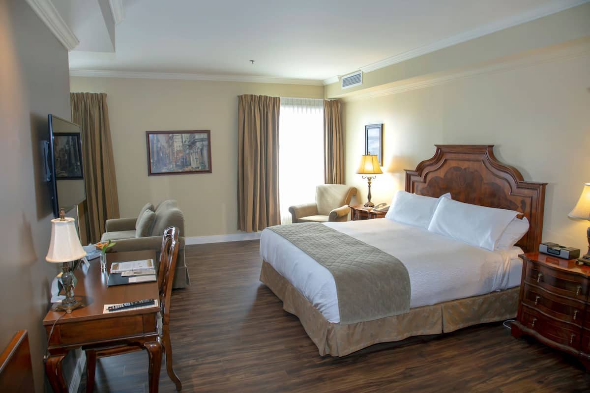 Suite, Multiple Beds, Non Smoking | Hypo-allergenic bedding, down comforters, desk, laptop workspace