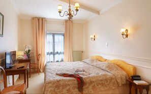 Desk, laptop workspace, soundproofing, iron/ironing board