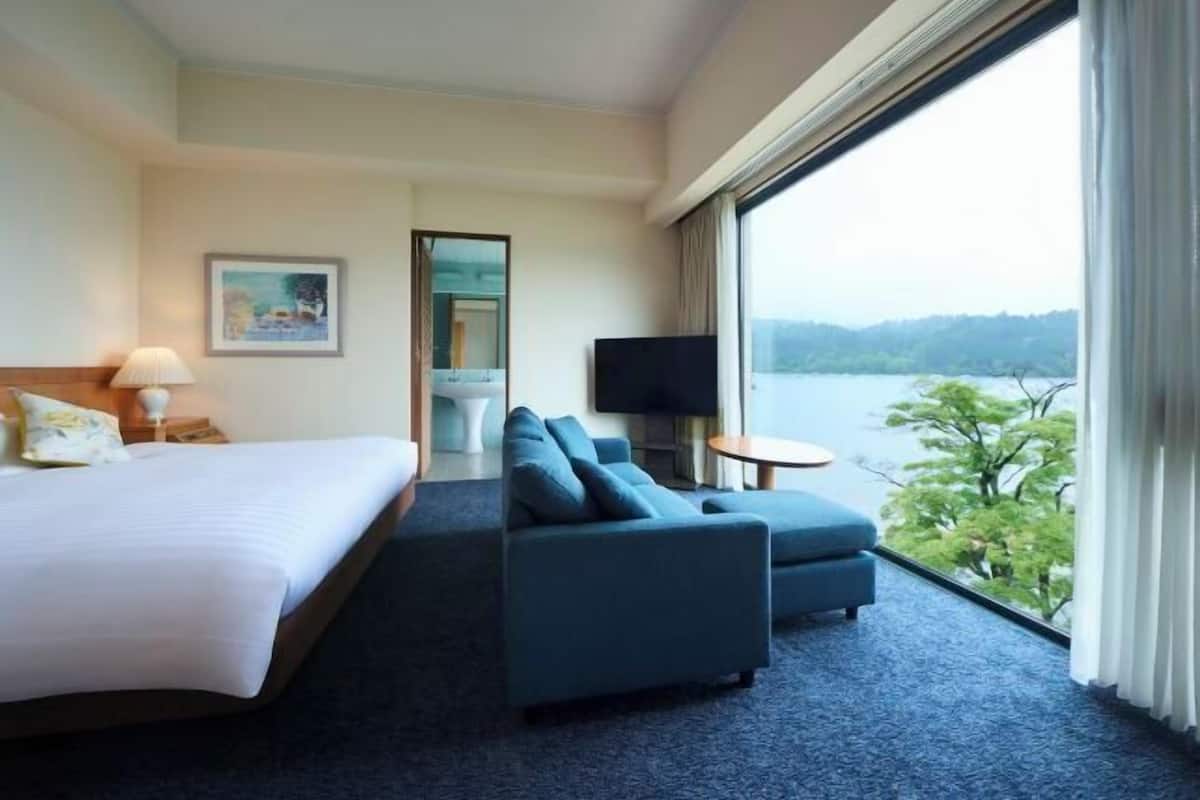 1 bedroom, in-room safe, desk, free WiFi