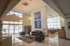 Lobby sitting area - Matiz Barão Geraldo Express (Campinas)